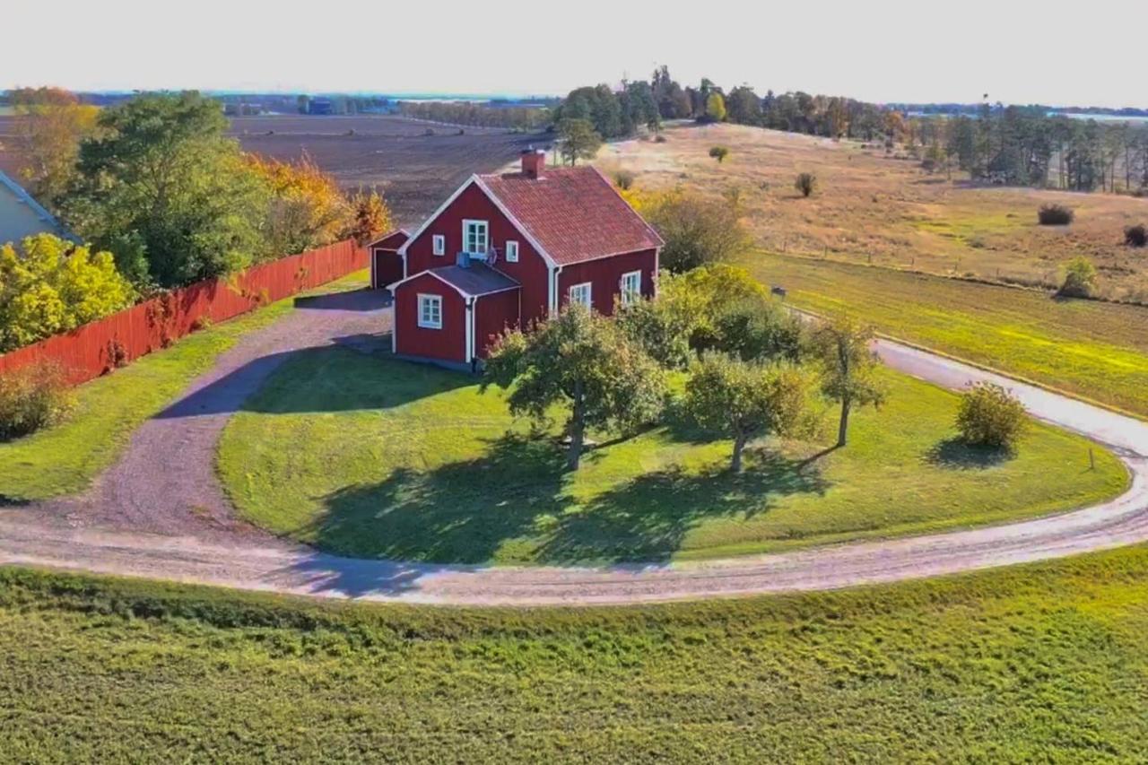 Stubbet - Charming - Newly Remade Villa Vadstena Kültér fotó